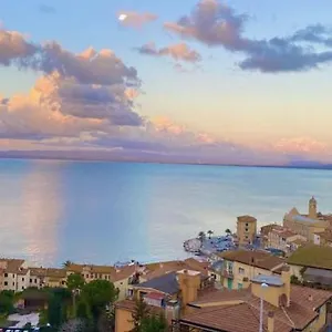 bilocale-vista-mare-con-posto-auto.it-tuscanyhotel.com/