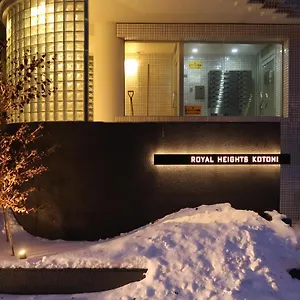 Royalheights Kotoni 広々30平米 最大4名ルーム A 札幌市