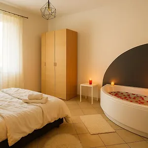 prestigioso-appartamento-con-idromassaggio.it-tuscanyhotel.com/